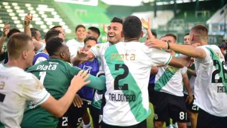 El insólito motivo por el que Banfield podría perder los puntos del clásico