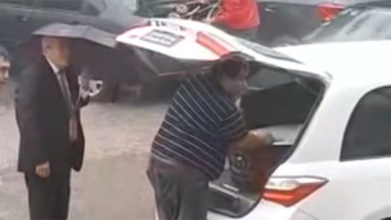 Detuvieron cortejo fúnebre por ruidos en el ataúd