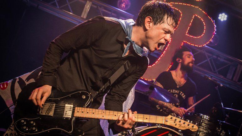 La &nbsp;sigue remando. Después de 15 años de gestar la banda