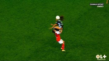 la mando al hospital entre lagrimas por criminal patada la mando al hospital entre lagrimas por criminal patada