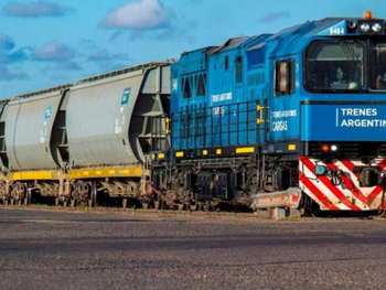 El Belgrano Cargas mueve hoy menos carga que en 1970. La privatización busca triplicar ese volumen con inversión privada obligatoria.