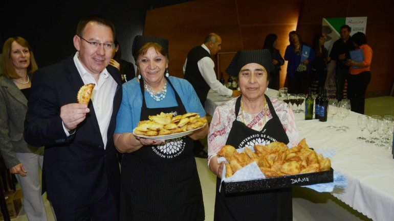 Falta una semana para el aniversario. Hubo un anticipo con empanadas.