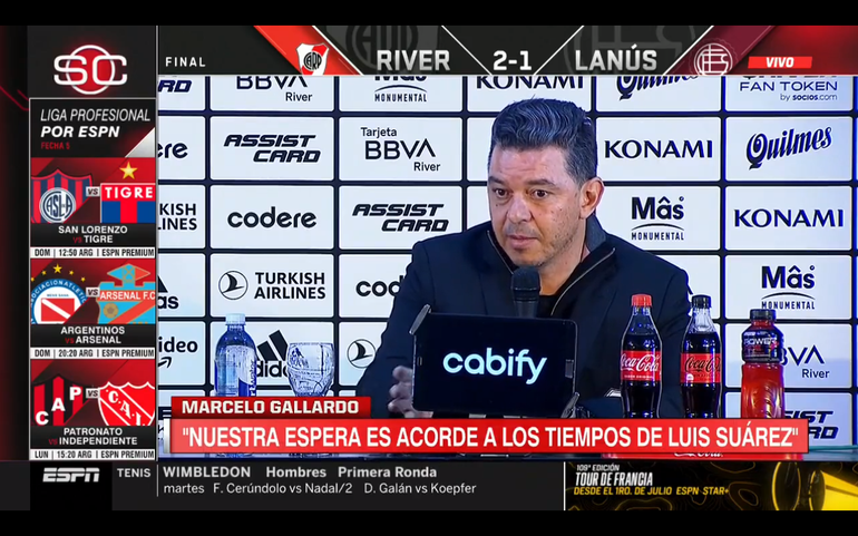 Gallardo no descarta a Suárez y aseguró que llegará un delantero estrella