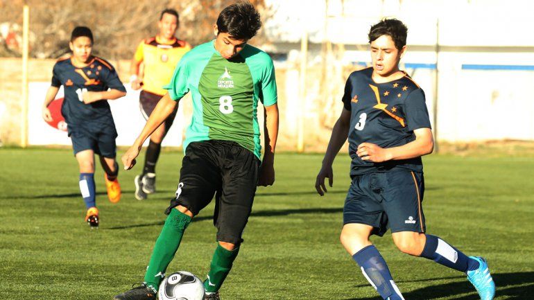 El fútbol y el básquet tuvieron que sufrir hasta el final
