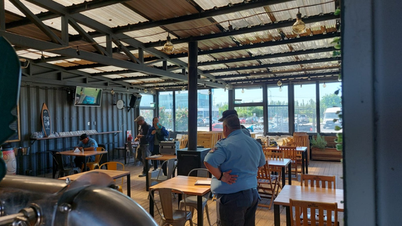 Robaron dos veces en 6 días en una cervecería de la Isla 132