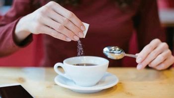 El estudio evaluó siete compuestos utilizados como edulcorantes y alcoholes de azúcar. El estudio evaluó siete compuestos utilizados como edulcorantes y alcoholes de azúcar.