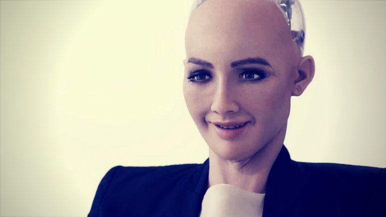 El futuro llegó: Arabia Saudita le dio la ciudadanía a un robot