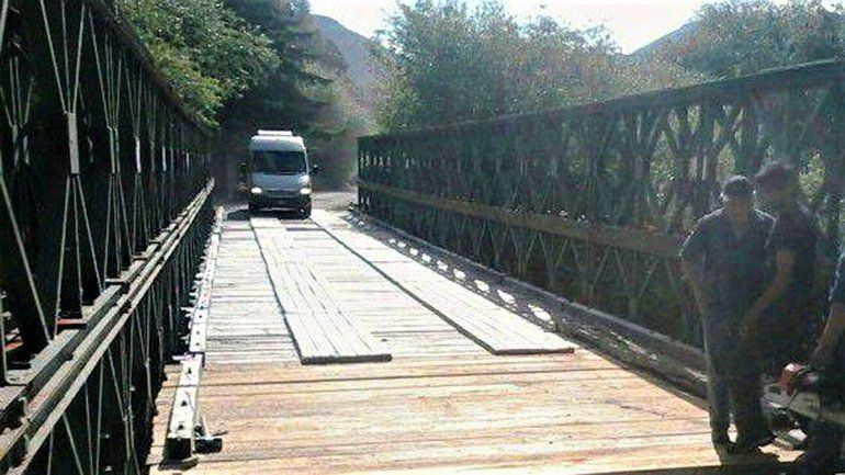 Buscan a un hombre que cayó al agua en el Manso Inferior