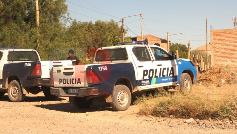 La mujer se encuentra siendo intervenida en el Hospital Castro Rendón. (Gentileza Centenario Digital)