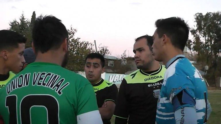 La suspensión empañó los cuartos y la definición de la serie se desconoce.