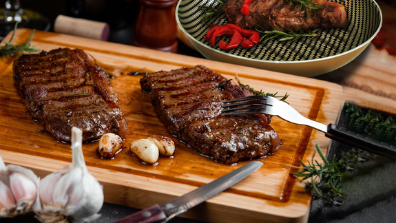 Se recomienda comer carne hasta cuatro veces por semana.