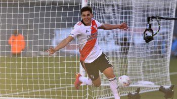 Julián Álvarez festejo River boca