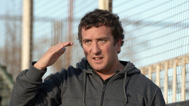 El adiós de Santos: la vara en alto