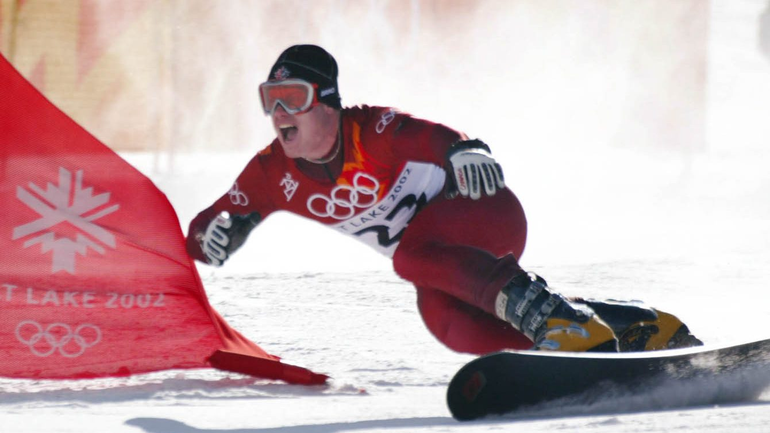 La historia del atleta olímpico que integra la lista de los 10 más buscados por el FBI