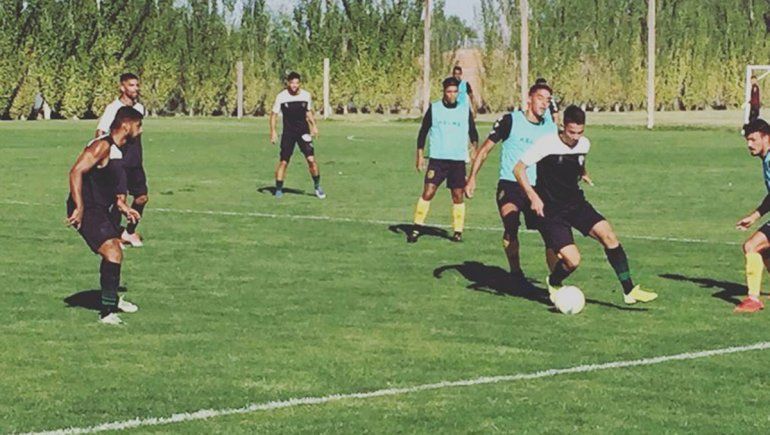 Cipo empató con Olimpo en Bahía y sigue de gira