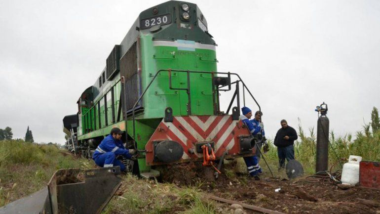 Un tren descarriló porque robaron cuatro metros de durmientes
