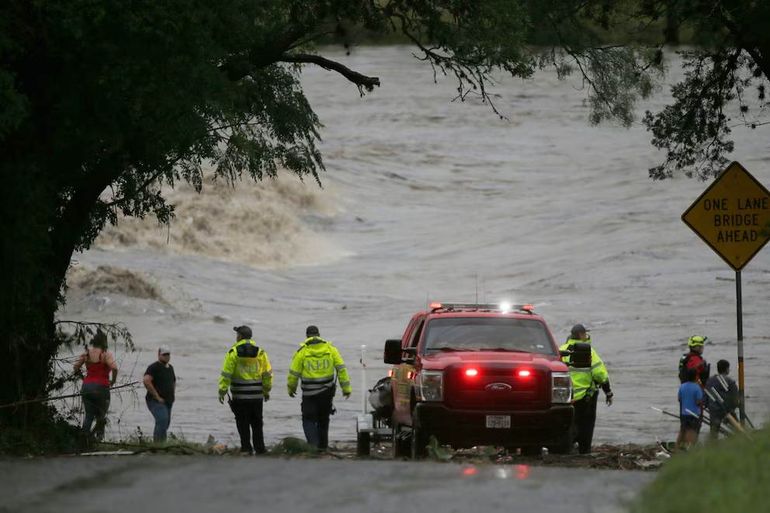 La crecida del Río Guadalupe en Texas, Estados Unidos, provocó las catastróficas inundaciones. La crecida del Río Guadalupe en Texas, Estados Unidos, provocó las catastróficas inundaciones.