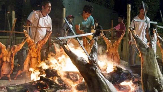Las activiades turísticas y gastroómicas quedarán exceptuadas de Ingresos Brutos en dos regiones.