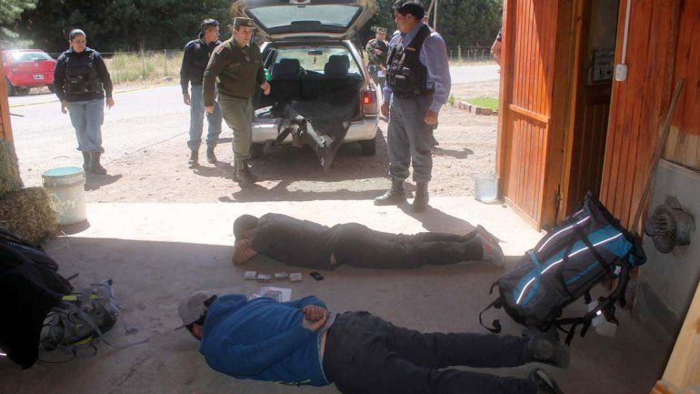 Atrapan a cuatro chilenos que querían entrar a la provincia con 460 mil pesos