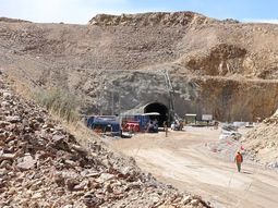 Oro y plata, los recursos de San Juan. 