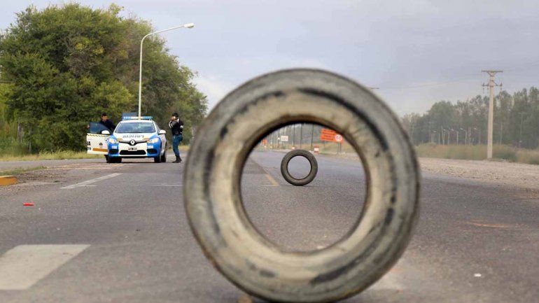 Desocupados levantaron el corte porque fueron citados por Trabajo