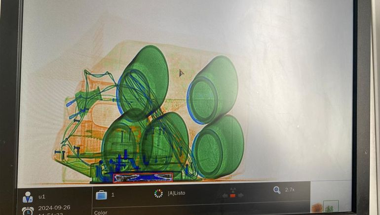 A través del escáner, Gendarmería logra comprobar si las encomiendas contienen drogas.