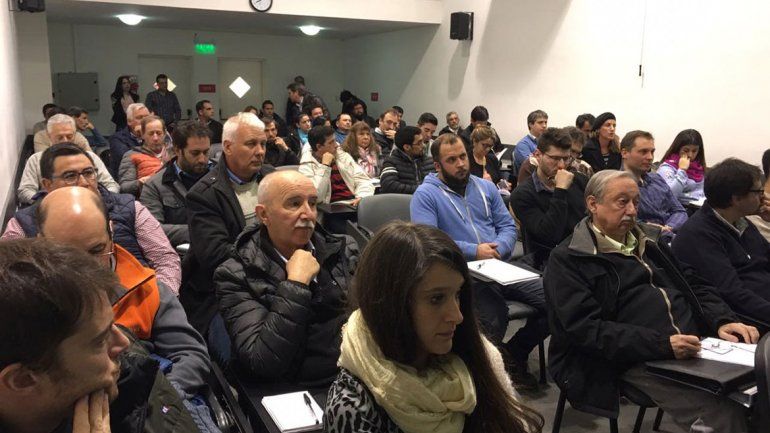 Pymes pugnan por una tajada de la torta petrolera