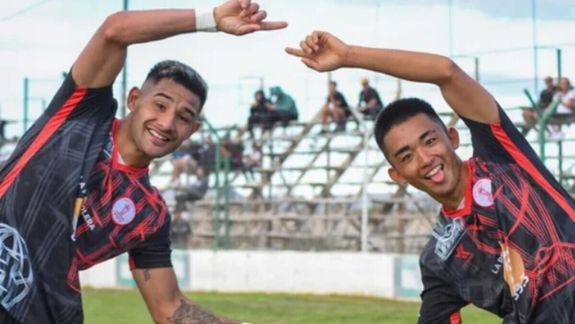 Taku Kemuyama, el japonés de Huracán de Comodoro Rivadavia.