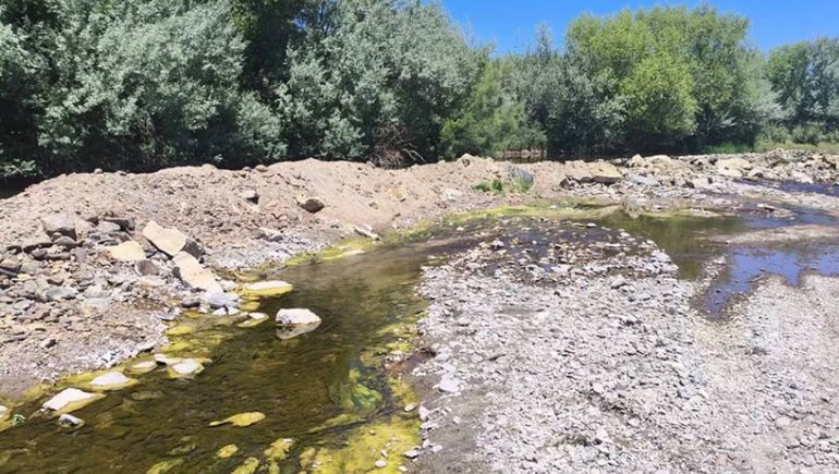 El gobierno garantiza el agua a las localidades dependientes del arroyo Covunco.&nbsp;