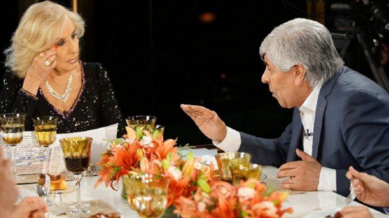 Tenso cruce: Mirtha y Leuco con los tapones de punta contra Hugo Moyano