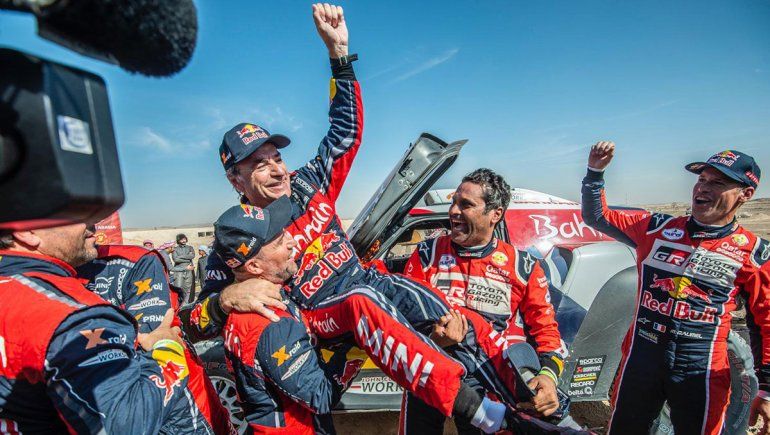 Sainz, tricampeón  del Dakar a los 57 años