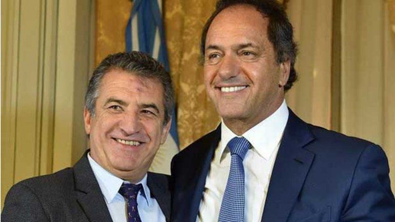 Scioli confimó a dos gobernadores en su gabinete