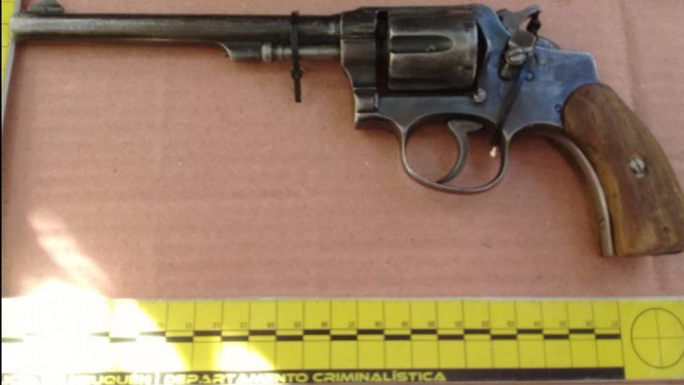 Villa Ceferino: amenazó a su ex pareja, le pegó un tiro en la pierna y fue detenido