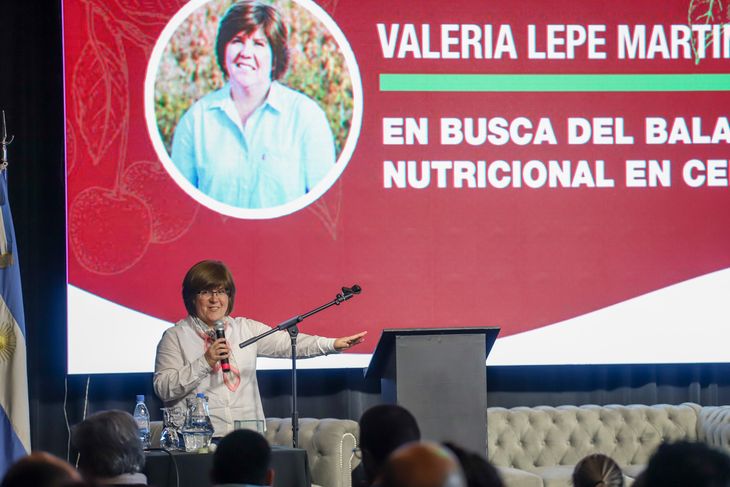 La conferencia de Valeria Lepe Martínez despertó mucho interés entre los participantes. Foto: Omar Novoa. La conferencia de Valeria Lepe Martínez despertó mucho interés entre los participantes. Foto: Omar Novoa.