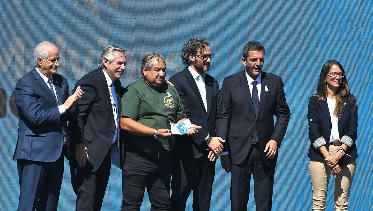 Alberto Fernández le pidió al Reino Unido abandonar la presencia militar en Malvinas