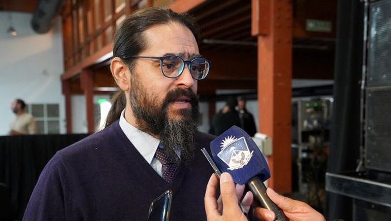 Martín Regueiro, ministro de Salud de Neuquén. Martín Regueiro, ministro de Salud de Neuquén.