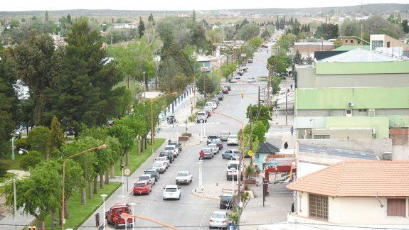 cutral co apunta a la obra publica en su aniversario