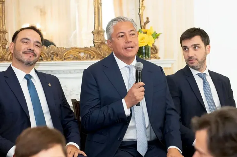 Figueroa calificó de muy positiva la gira por los Estados Unidos.