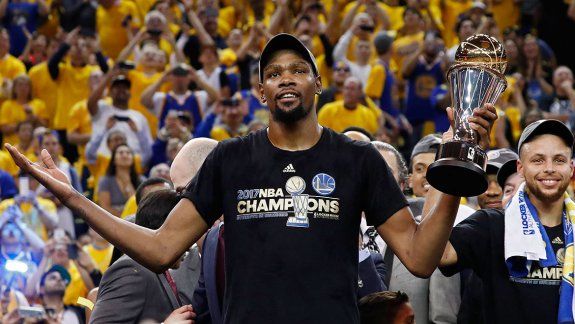 durant, la figura de la final, ¿se va de golden state?