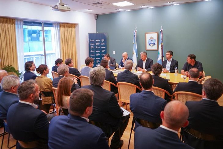 Antes de fin de año se licitará una obra vial estratégica para Vaca Muerta