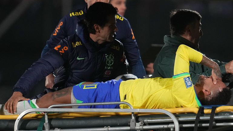 Neymar es una de las principales bajas de Brasil Neymar es una de las principales bajas de Brasil