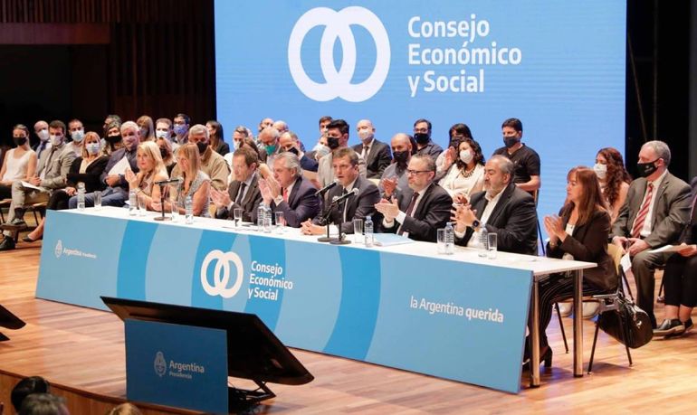 Massa llamó a un acuerdo con la oposición para consensuar políticas de Estado