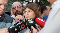 Patricia Bullrich, a pleno palito contra Horacio Rodríguez Larreta. Patricia Bullrich, a pleno palito contra Horacio Rodríguez Larreta.