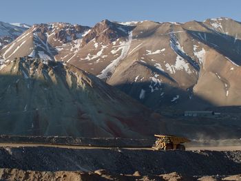Argentina importa cada año unas 220 toneladas del mineral para sostener el funcionamiento de sus tres centrales nucleares.