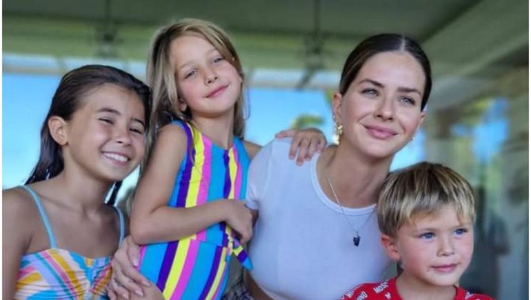 Uno con Benjamín Vicuña y otro con la China Suárez, cómo fue el festejo de cumpleaños doble de Magnolia