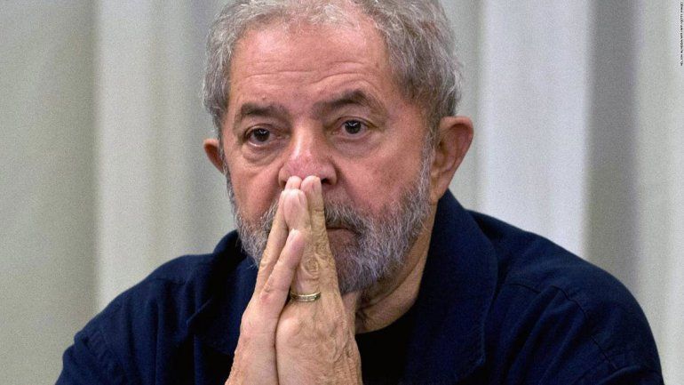 Lula podrá salir de la cárcel para darle el último adiós a su nieto