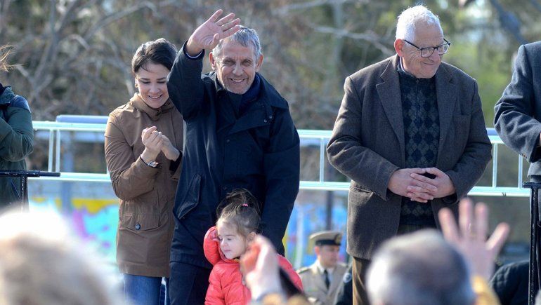 Pechi invitó a los neuquinos al Monumento para hacer historia juntos