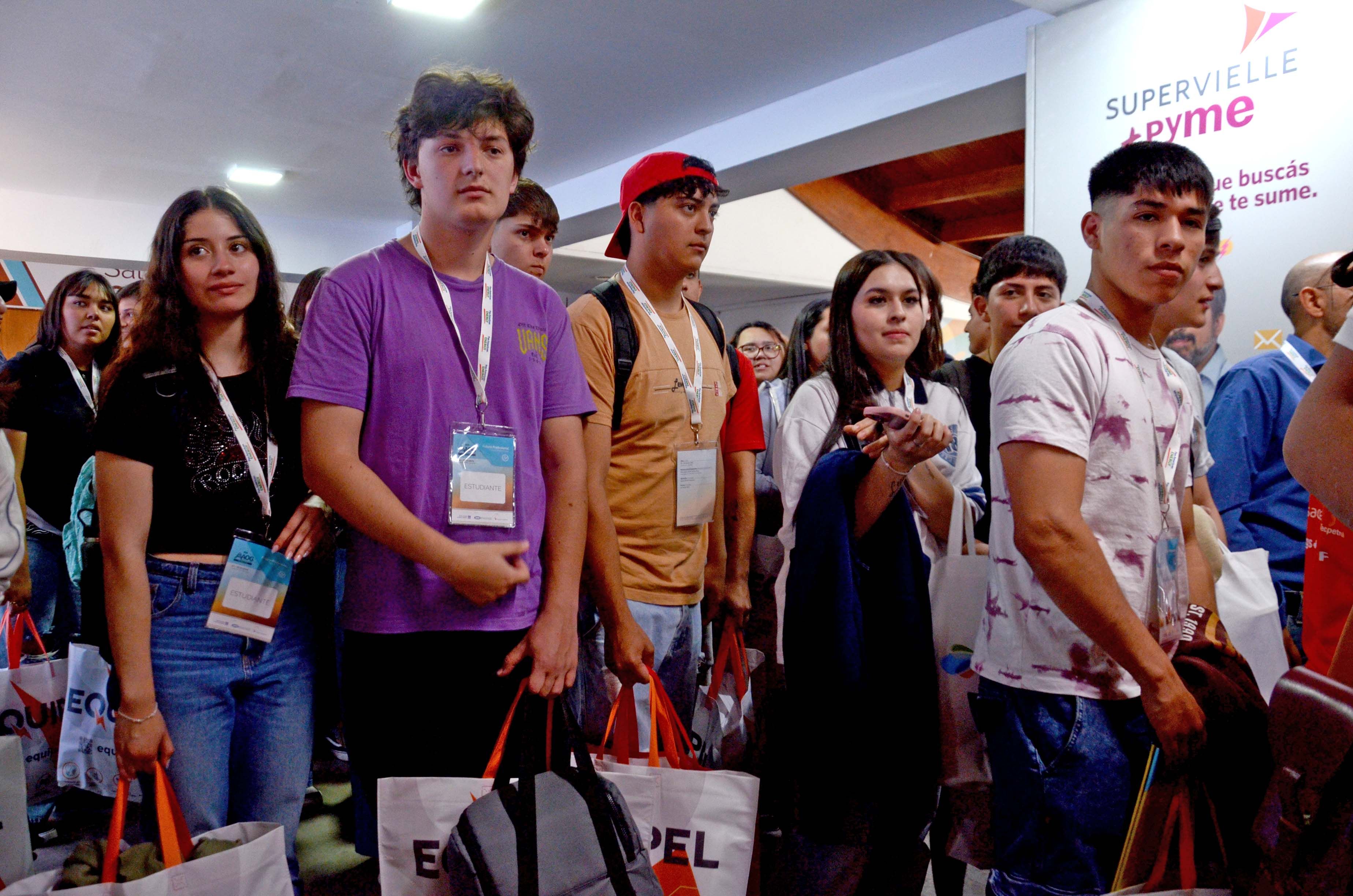 Estudiantes coparon la última jornada de la AOG Patagonia: sus impresiones