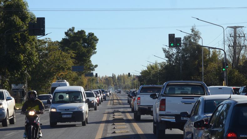 La Avenida Mosconi es una de las arterias clave para el desarrollo de la ciudad de Neuquén