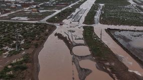 El temporal de lluvia provocó anegamientos y evacuaciones. | LM Neuquen El temporal de lluvia provocó anegamientos y evacuaciones.